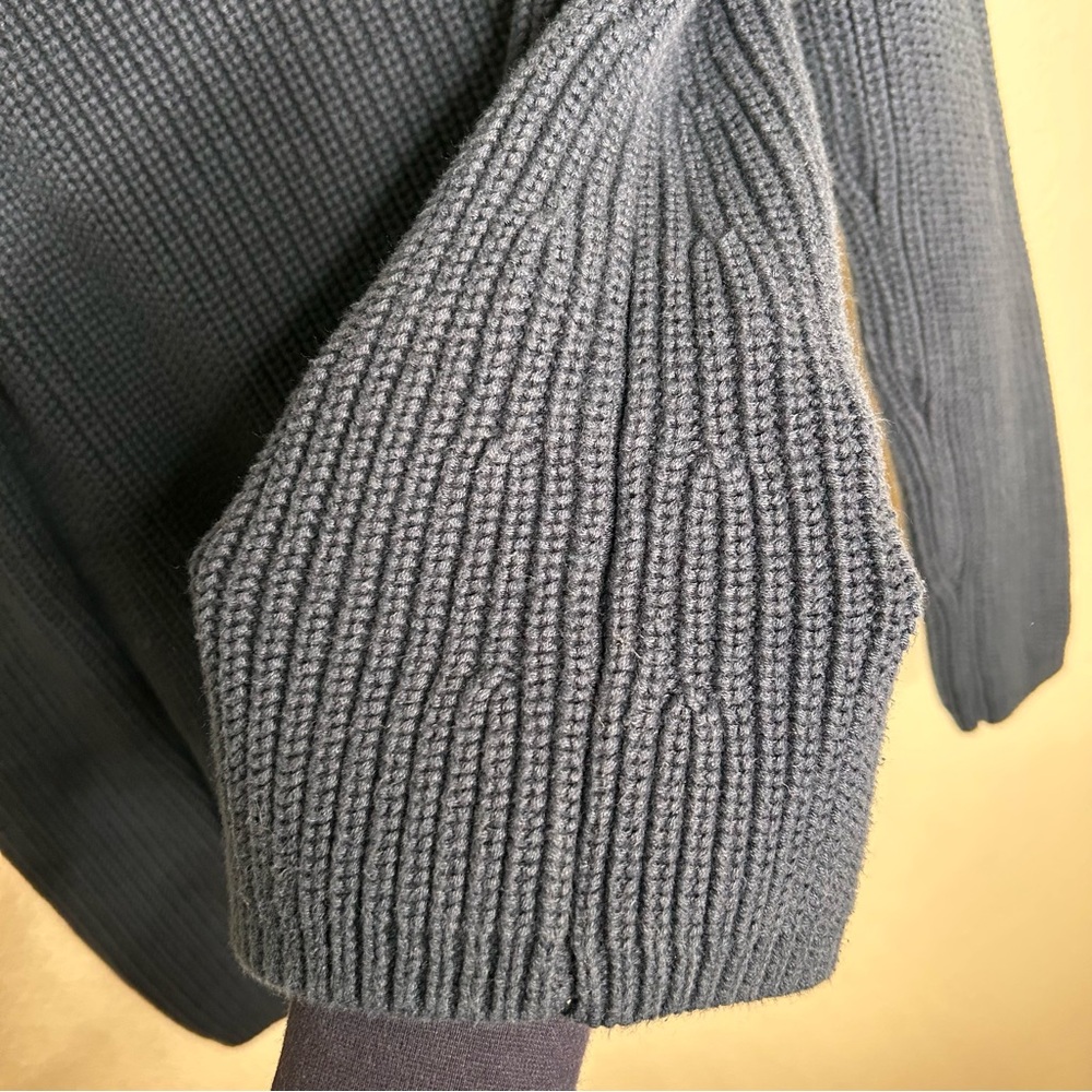 Quince 100% Organic Cotton Fisherman Crew Sweater Navy Small - Picture 6 of 9